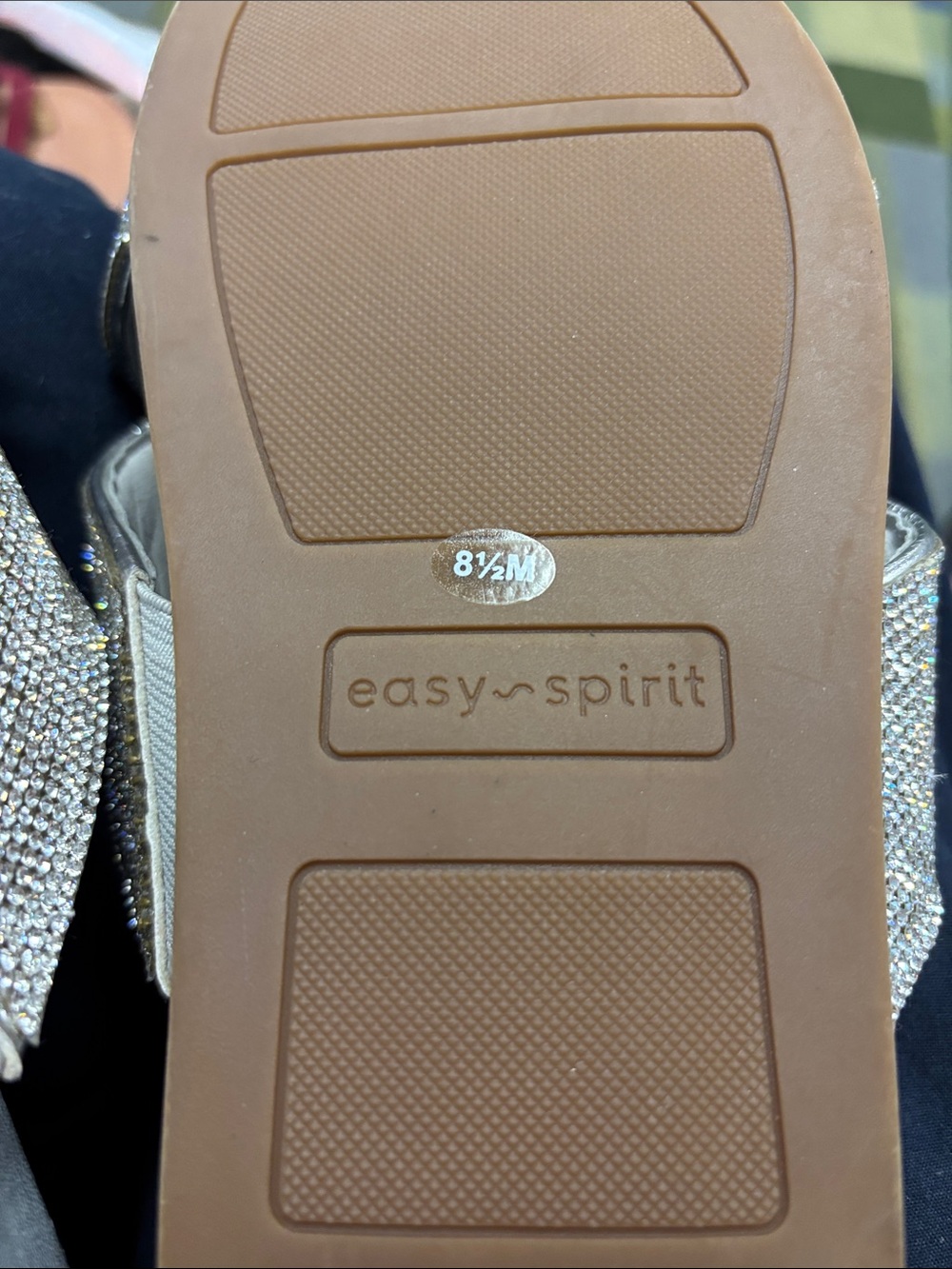 NWT Easy Spirit SEJUDYs Glittering Silver Slip On Sandals Criss Cross Straps 8.5 - Picture 4 of 16